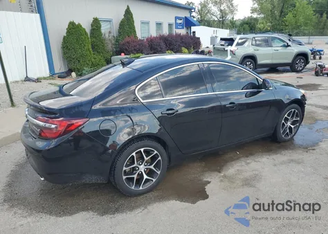2017 Buick Regal Sport Touring z USA, uszkodzony, nr VIN 2G4GL5EX5H9185409